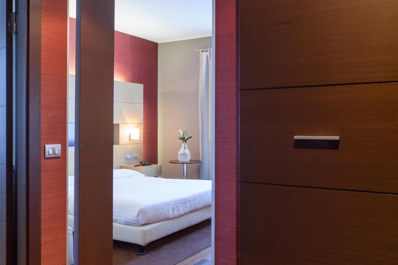Inverigo Hotel מראה חיצוני תמונה