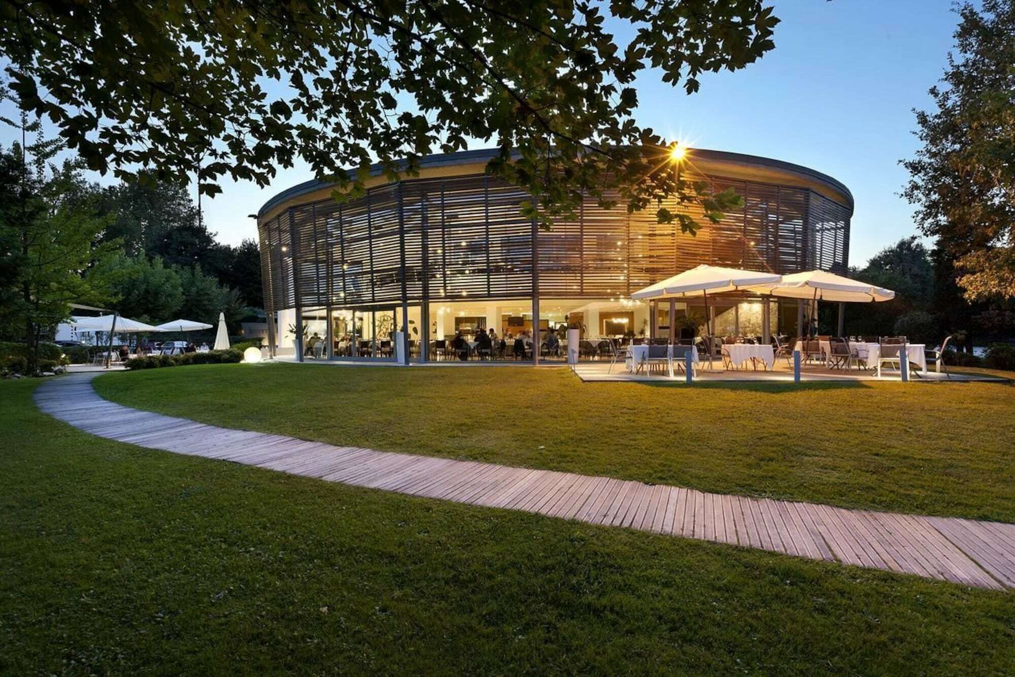 Inverigo Hotel מראה חיצוני תמונה